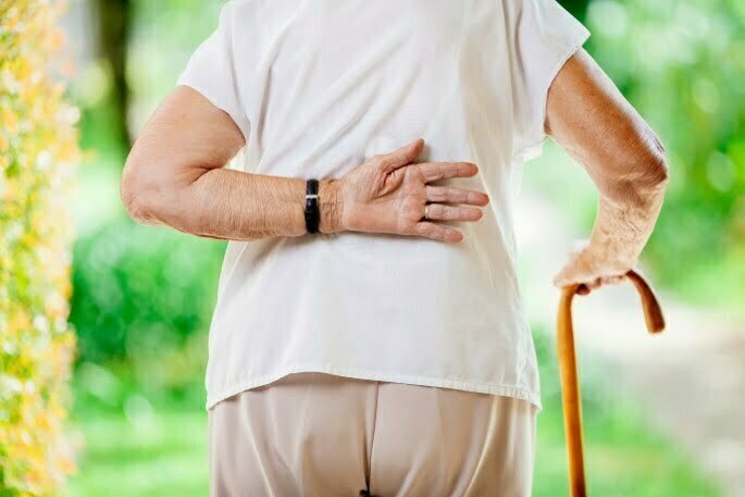 ladyBackPain Radiofrequency Neurotomy - lady having back pain while walking